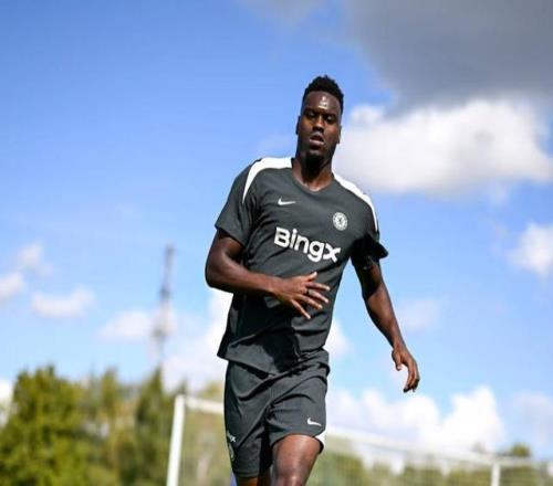 瓜迪奥拉千,场里程碑荣,耀加冕,太阳城,太阳城娱乐,太阳城app,太阳城赌场